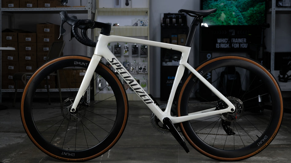 Specialized Tarmac SL7 Comp 2022- Gloss Metallic White Silver / Smoke - Size 54 (Pre Owned)